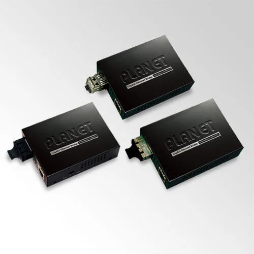 Медиаконвертер Planet GT-806A15