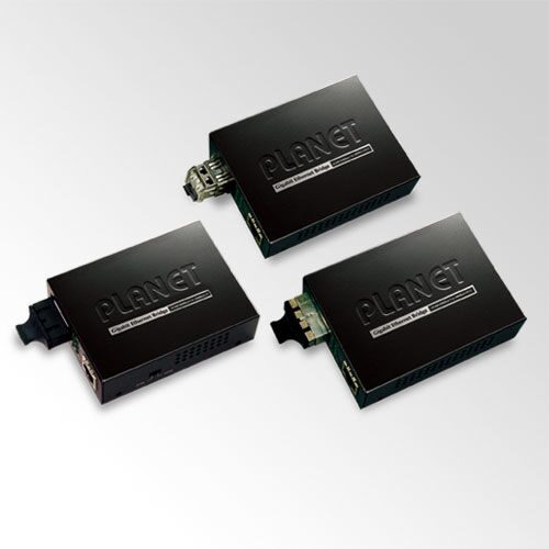 Медиаконвертер Planet GT-806A15
