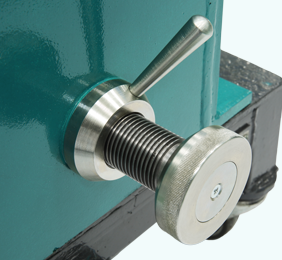 Дробилка щековая лабораторная ЩД 6 ВИБРОТЕХНИК Дробилка щековая лабораторная ЩД 6 ВИБРОТЕХНИК